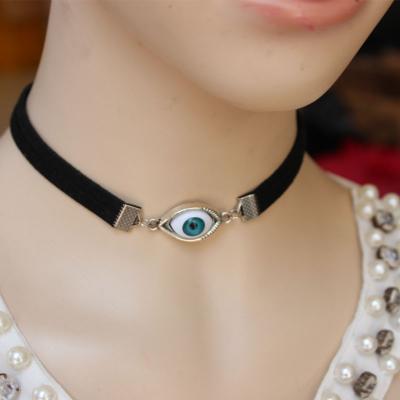 China Goethe Goethe Style Woman's Black Velvet Lace Choker Turkish Blue Eye Necklace for sale