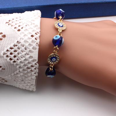 China Simple Chain Gold Plated Charm Women's Evil Eye Evil Eye llaveros Bracelets for sale