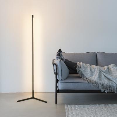 China New Design Luxury Modern Corner Aluminum Standing Floor Lamp Smart Lighting for sale