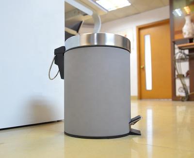 China Waterpoof Kitchen Stainless Steel Pedal Waste Round Sanitary 30L Household Wastebin Metal Cans Clothing Foot Step Trash Cans for sale