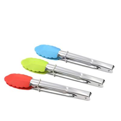 China 7 Inch Mini Small Size Simple Series Viable Silicone Cutters Food Grade Silicone Ice Cream Food Tongs for sale