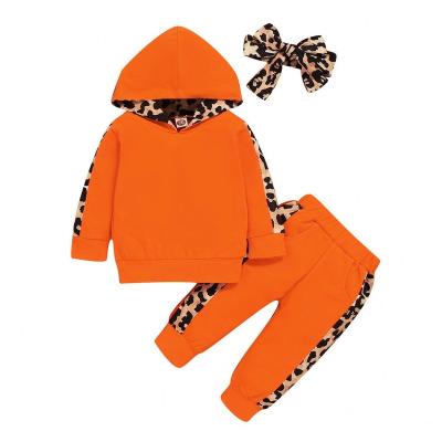 China LYC-2594 0-3Years Toddler Casual Babies Autumn Winter Clothes Outfits Leopard Print Hoodie Tops Panty Headband Set 3PC for sale