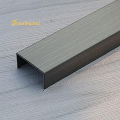 China 10mm Edelstahl-Metallbullnose Grenzrand-Ordnungs-Haarstrichoberfläche zu verkaufen