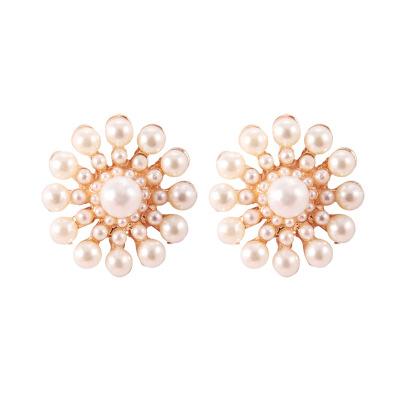 China CLASSIC Cream Rhinestones Art Vintage Flower Earrings Crystals Dome Pearl Stud Earrings With Wedding Style for sale