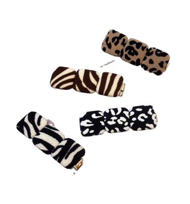 China Women's Korean Simple Zebra Door Clip South Korea Leopard Top Hair Care Is Hairpin And Styling A0509-25 for sale