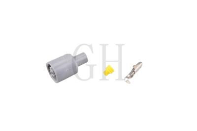 China Toyota Docking Plug 1 Pin Toyota Corolla Domineering 10S17/15C 10PA15/17C for sale