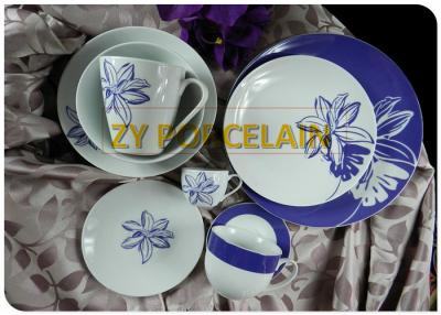 China Porcelain Coupe Shaped Plate Tasteless , Design Rim Dining Tableware Sets Fancy for sale