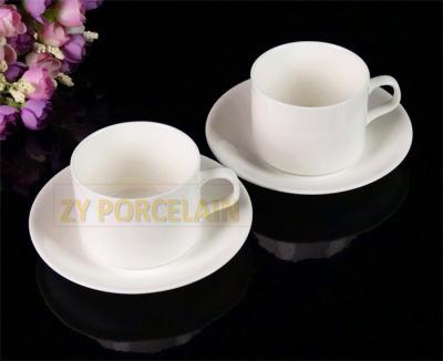 中国 homewareのsuperwhiteの家およびホテルのための陶磁器の茶カップ・アンド・ソーサーの贅沢220のml 販売のため