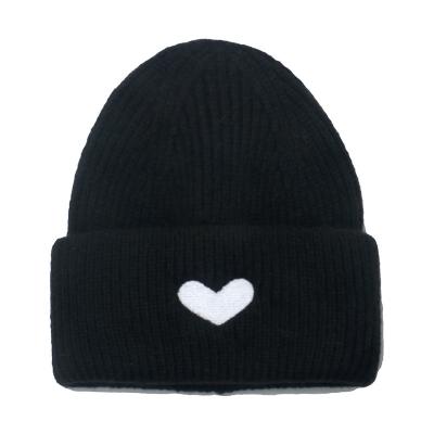 China Hot JOINT Wholesale Fashion Knit Beanie Hats With Custom Embroidery Logo For Women for sale