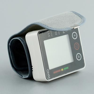 China Home Hospital Machine For Checking Blood Pressure Meter Hand Do Wireless Wrist Blood Pressure Monitors for sale