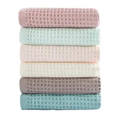 China Easy-Drying Japanese Waffle Grid Pure Lightweight Honeycomb Sustainable Bathroom Cotton Adult Bath Towel for sale