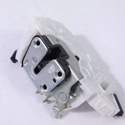 China Automotive Parts Wholesale High Quality Auto Parts Car Door Lock Trigger Suitable for Nissan Qashqai OE 80501-DF32A/80500-DF32A/82501-DF32A/825 for sale