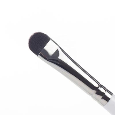 China Wholesale Wood Brass Handle Small Flat Brush Handle Small Flat Single Eyeshadow Brush A30 for sale