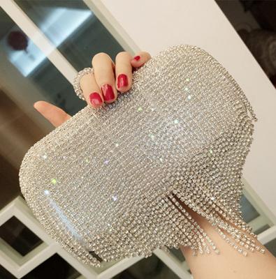 China Lady Elegant Same White Crystal Purse Bag Women's Minaudiere Handbag Wedding Party Purse PU Luxury Crystal Clutch Bags for sale