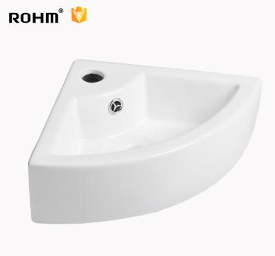 China LM-D378 Eco-friendly Triangular Basin Corner Basin Wall Sink Basin Bathroom Sinks Chinese Sanitary Ware en venta