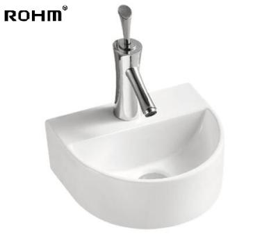 China Eco-friendly LM-115 Small Ceramic Basin Bathroom Sink Wall Sink Basin Wall-hung Small Bathroom à venda