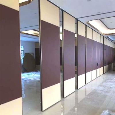 China Flexible Acoustic Mobile High Partition Wall Banquet Space Division Partition for sale