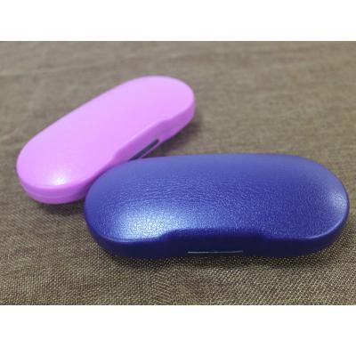 China Custom Logo Plastic Transparent Glasses Case Unbreakable / Good - Looking for sale