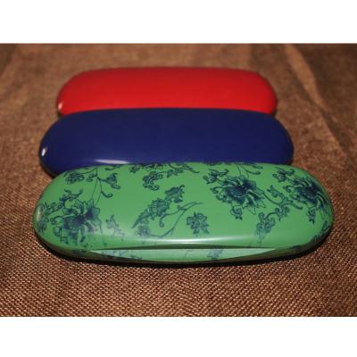 China Fashion Abs Plastic Kids Eyeglass Case Lightweight Black / Red With Velvet Lining for sale