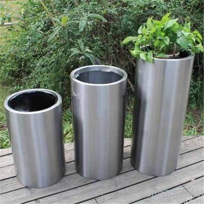 China New Wave Good quality balustrade cylindrical square base plate fittings stainless steel welded steel pipe for sale