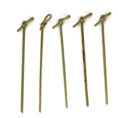 China Easily Cleaned Easy Cleaned Cocktail Knotted Pick Stick Bamboo Skewer For Barbecue for sale