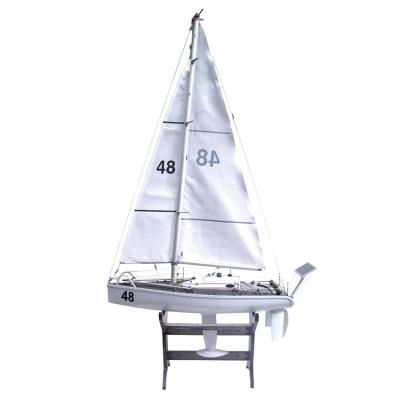 China Forward / backward white 2018 new best speed cool rc sailboat for sale