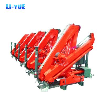 China Knuckle Boom Truck Crane 5 Ton Forestry Tractor Lift Arm Crane With Auger Drill for sale