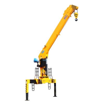 China 6 Ton Hydraulic Hoisting Telescopic Arm Lorry Crane  High Operating Efficiency for sale