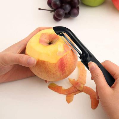 China New Arrival Sustainable Sustainable Kitchen Instrument Tools Durable Soft Touch Handle Fruit Vegetable Peeler for sale