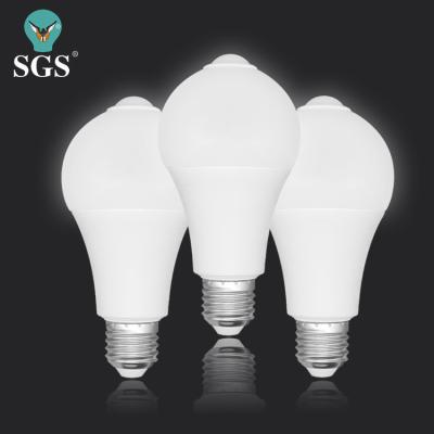 China 2022 INDOOR Microwave Radar Motion Sensor Smart LED Light Bulb Light with Light Control Function e27 b22 for sale