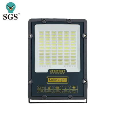 China Hot Sale 100w Household Outdoor Waterproof Portable Yard Garden Solar Led Flood Light for sale