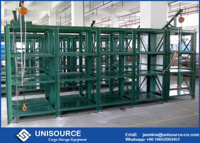 China Structural Carbon Steel Heavy Duty Warehouse Racks For 100% Pull Out Shelving Solution for sale