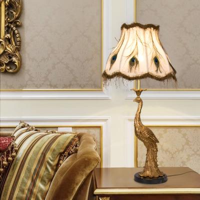 China Luxury Modern European Style Living Room Study Bedroom Office Lights White Led Brass Table Lamp for sale