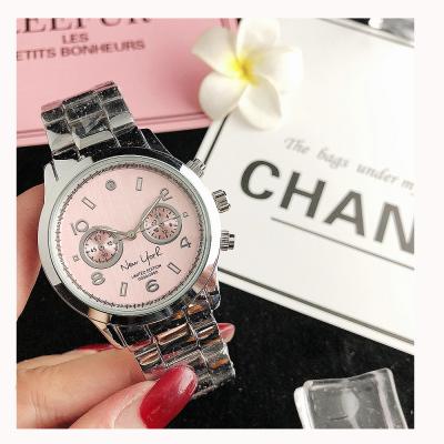 China Bracelet Waterproof Luxury Women Fashion Simple Multicolor Alloy Rose Gold Women's Watches Synchronize for sale