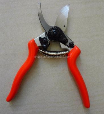 China Anti-Slip Grip Aluminum Handle Pruner With Adjustable Lock for sale