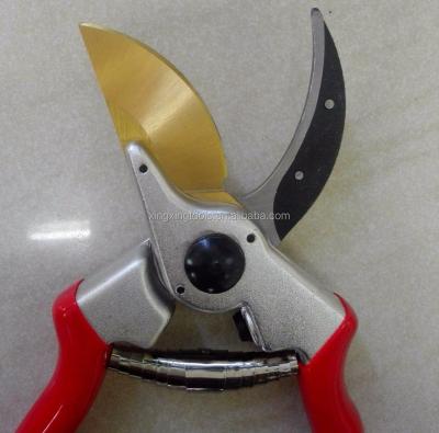 China Anti-slip handle shears with titanium plated blade for sale