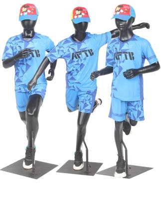 China With head new baby position sports child mannequins for kids shop game footbale boy girl kid dress mannequins for sale