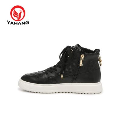 China Lightweight Women Boots Warm Beautiful Style Women Sneaker Boots Luxury Shoes for sale