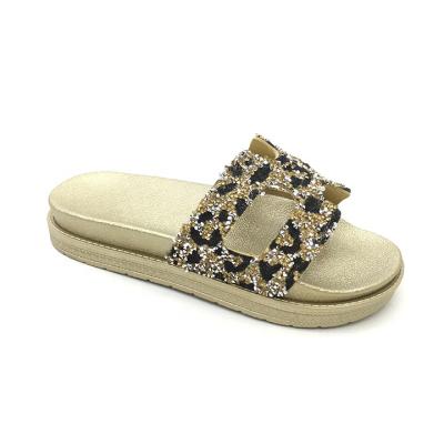 China Latest Fashion Trend Designers Trendy Summer Home And Outdoor Flat Bottom Rhinestone Female Slippers For Women for sale