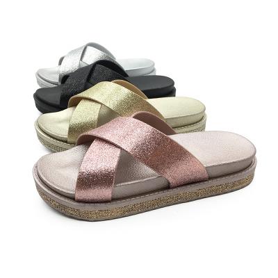 China Waterproof 2021 Latest Ladies Slippers And Beautiful Shiny Glitter Casual Cross Strap Shoes Thick-Soled Sandals for sale