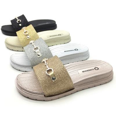 China 2021 Fashion Trend New Casual Sneakers For Woman Soft Indoor Flats Shoes Woman Summer Floor Slippers Cute Canvas Slippe for sale