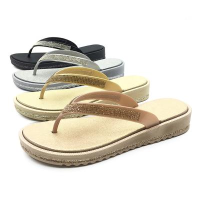 China Fashion Trend Women's Shoes Platform Diamond Rhinestone Flip Flops Women Wedges Outdoor Platform Slippers for sale