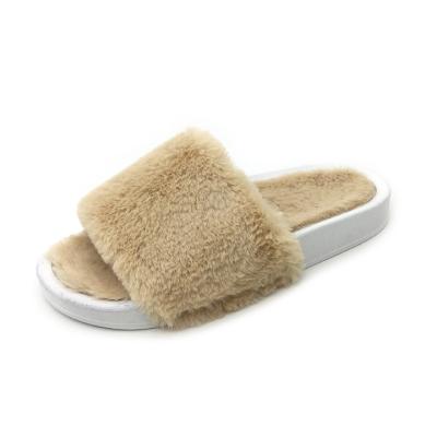 China Wholesale New Fashion Trend Design Women's Luxury Fur Slides With Real Plastic Fox Fur PVC For Daily Bedroom for sale