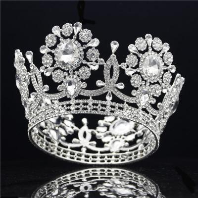 China Wedding accessorize fashion fuu round rhinestone hair wedding crown cheap bridal tiaras for sale