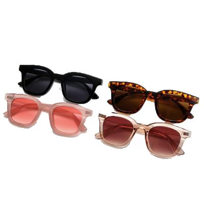 China Fashion Sunglasses 2022 New Trendy High Quality Classic Square Shape PC UV400 Sunglasses In Stock For Man And Women for sale