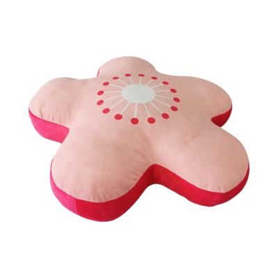 China Low Factory Price Quality Guarantee Handmade Luxury Cute Cushion In Plush Pillows for sale