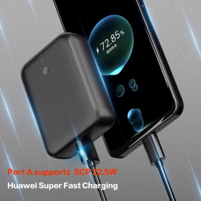 China Portable Mini Power Bank Super schnelles Aufladen 10000mAh 21700 mit ABS Shell zu verkaufen