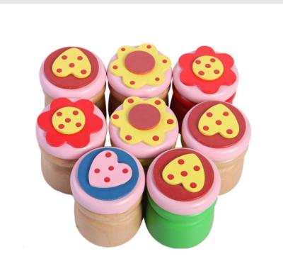 China Japan high quality children's cartoon tooth storage box sheep's foot wooden box for sale