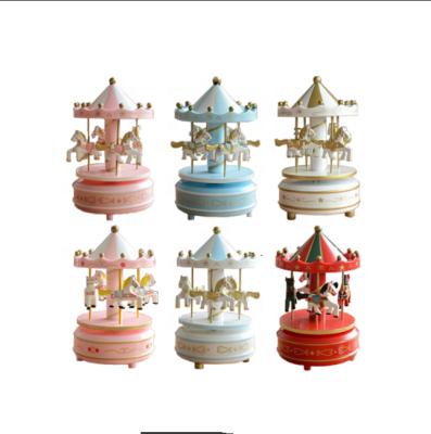 China Kids Gifts Merry-Go-Round Traditional Classical Christmas Wooden Music Box Gifts for sale