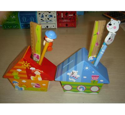 China Eco-friendly Cartoon Wooden Pen Holder Stationery Pen Container Set for sale